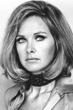 Wanda Ventham filmek