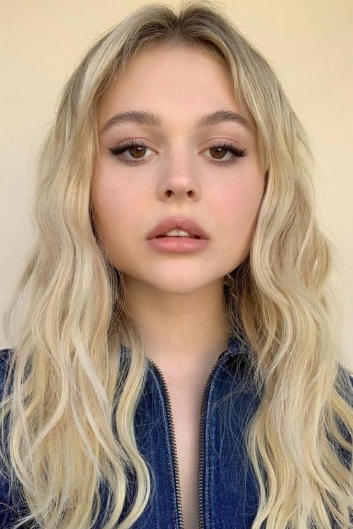 Emily Alyn Lind filmek