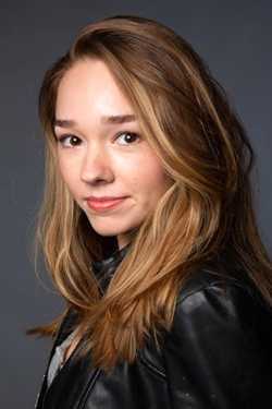 Holly Taylor adatlap