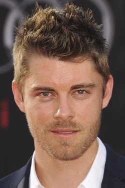 Luke Mitchell adatlap