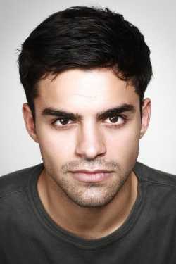 Sean Teale adatlap