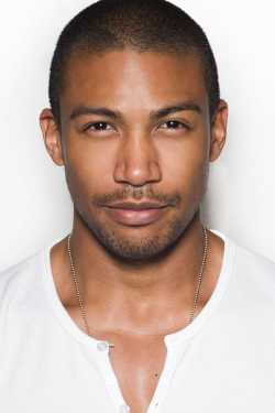 Charles Michael Davis adatlap