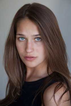 Lola Kirke filmek