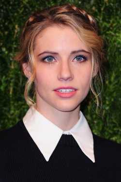 Wallis Currie-Wood adatlap