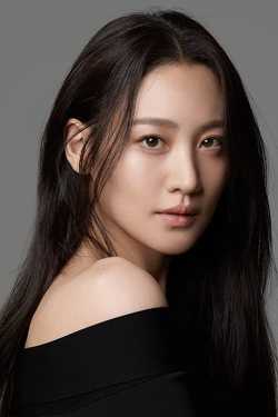 Claudia Kim adatlap