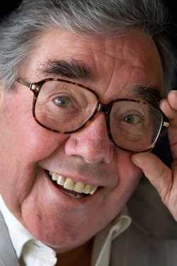 Ronnie Corbett filmek