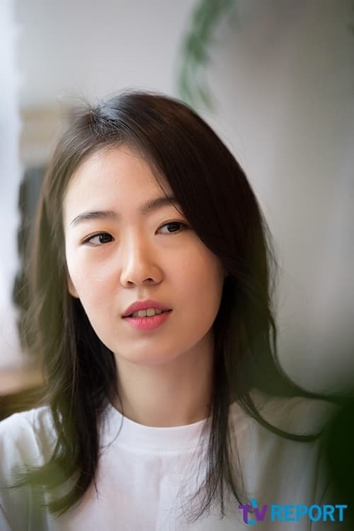 Joo Min-kyung adatlap