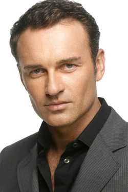 Julian McMahon adatlap