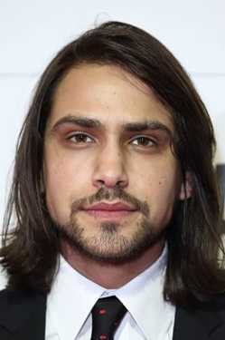 Luke Pasqualino filmek