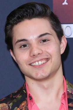 Zach Callison filmek