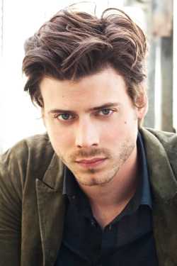 François Arnaud adatlap