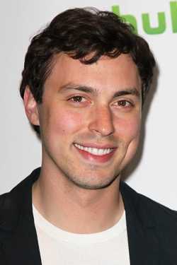 John Francis Daley adatlap