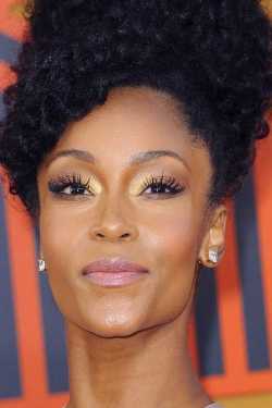 Yaya DaCosta adatlap