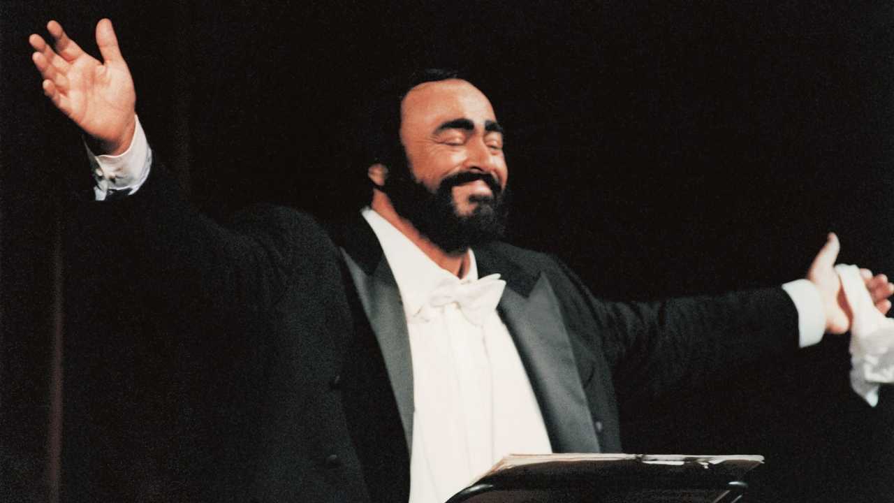 Pavarotti online