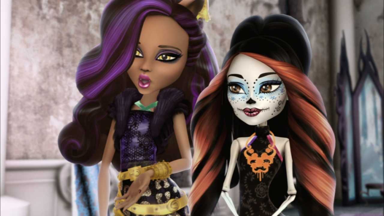 Monster High: Scaris, a paraváros online