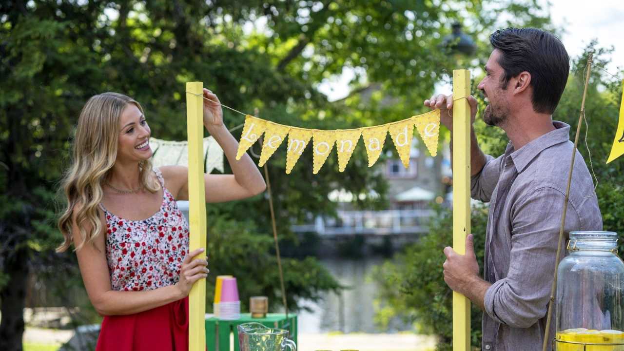 Lemonade Stand Romance online