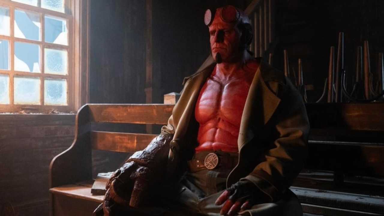 Hellboy: The Crooked Man online