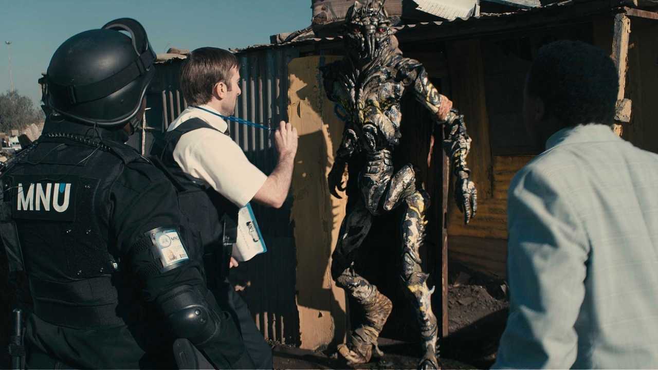 District 9 online