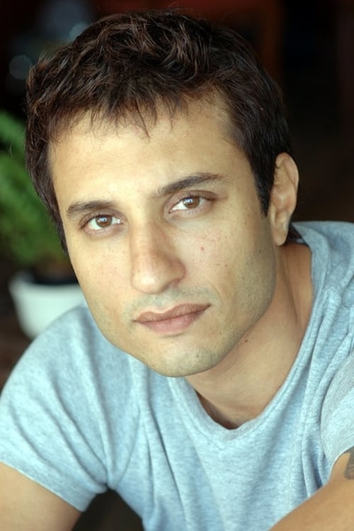 Homi Adajania rendező