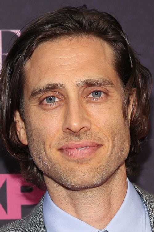 Brad Falchuk rendező