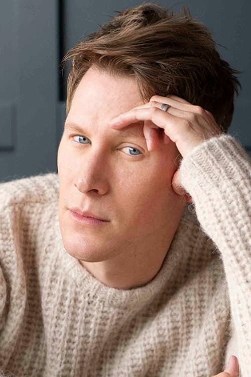 Dustin Lance Black rendező