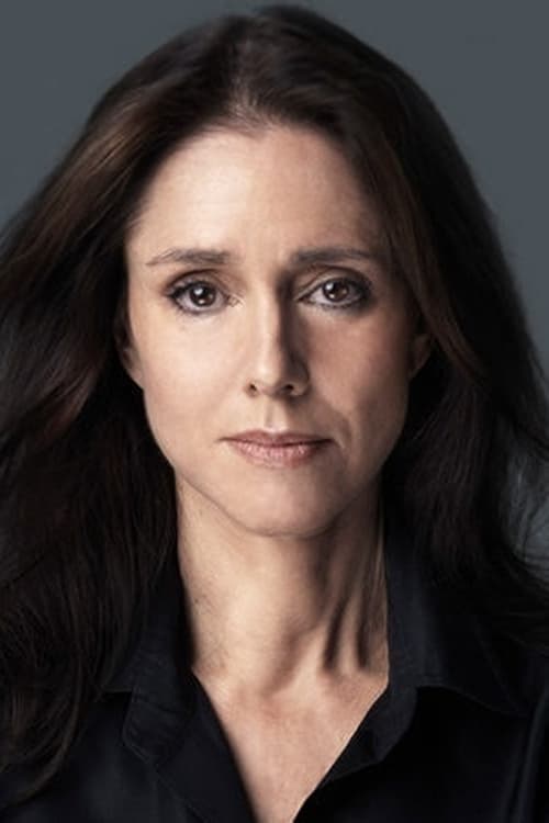 Julie Taymor rendező