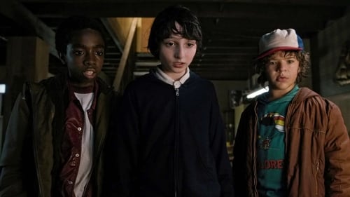 Stranger Things Stranger Things 1 Második fejezet: A Juharfa utcai különc online