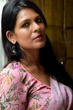 Ekavali Khanna adatlap