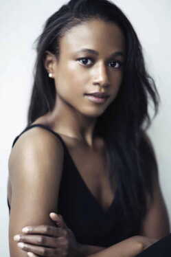 Ashlei Sharpe Chestnut filmek