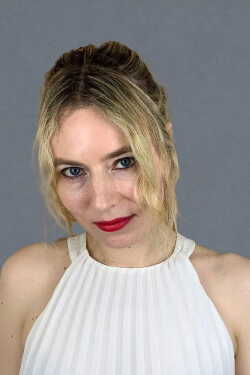 Sophie Flack