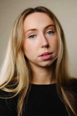 Annabelle Stewart