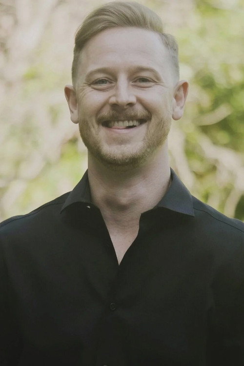 T.J. Peters rendező