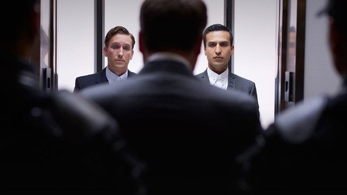 Incorporated 1. évad 1. epizód online