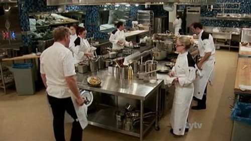 Gordon Ramsay - A pokol konyhája 8. évad 6 szakács versenyez online