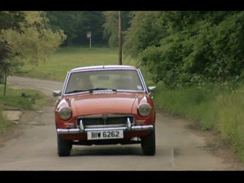 Autókereskedők 2. évad MG MGB GT 2. rész online