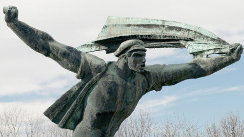 Vasfüggöny: Élet a szovjet megszállás alatt 1. évad A kontroll megszerzése (1944-1948) online
