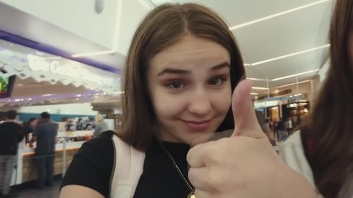 Rossz társaság: Ki áll a gyerekinfluenszerek mögött? 1. évad #mamidzser online