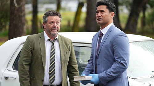 Brokenwood titkai 11. évad A benned élő szellem online