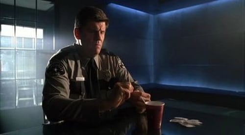 CSI: A helyszínelők 5. évad Ki lőtte le Sherlockot online