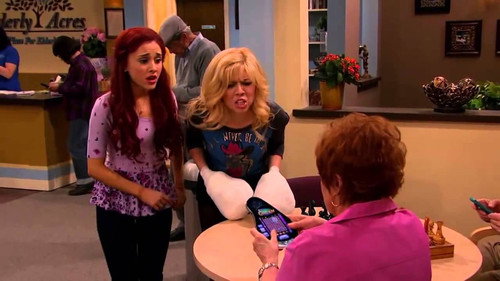 Sam és Cat 1. évad Agyzúzó online